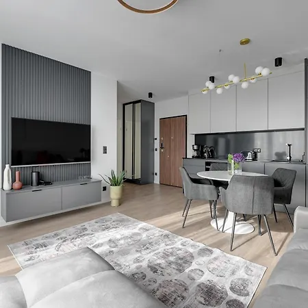 Apartment Lion Apartments - Premium Apartments With Parking In The Center Of Gdansk *
