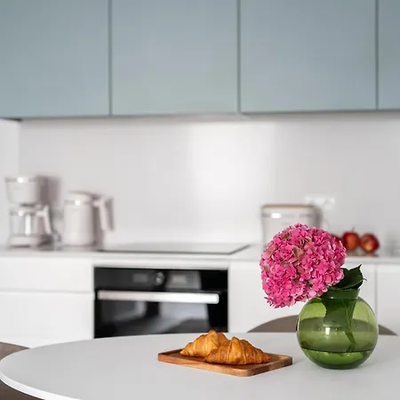 Lion Apartments - Premium Apartments With Parking In The Center Of Gdansk Gdansk